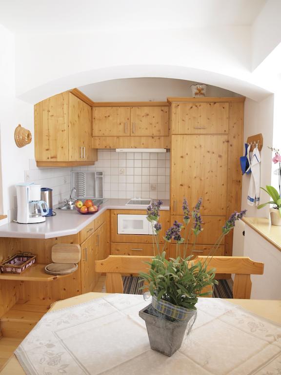 Urblhof Apartment Лойташ Стая снимка